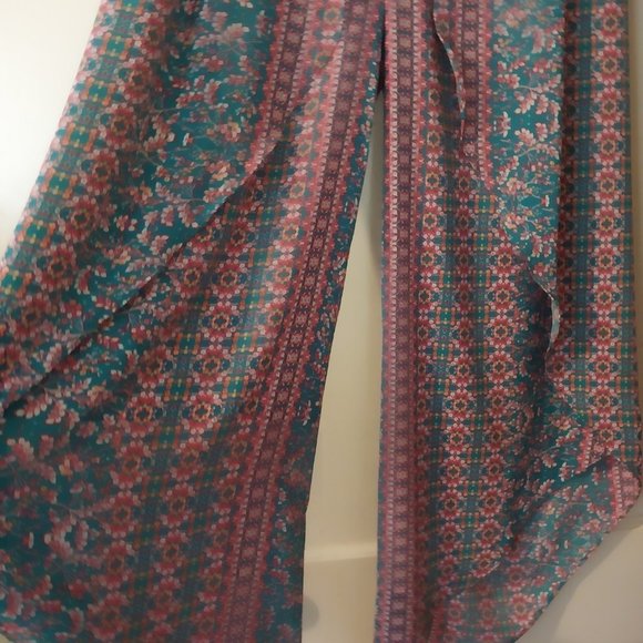 BCBGMAXAZRIA Pants, Culottes, Gauchos, - Picture 3 of 8